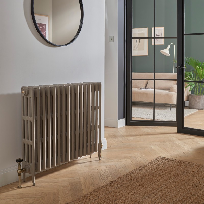 Gladstone 813mm 4 Column Cast Iron Radiator - Insitu