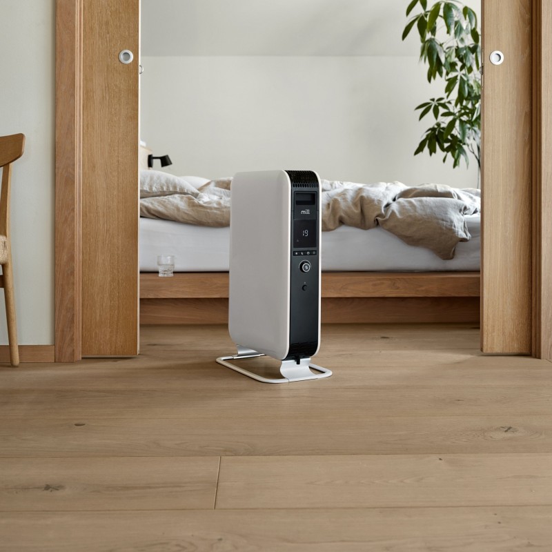 2000W WIFI Enabled Mill Electric Oil-Filled Vertical Free Standing Heater