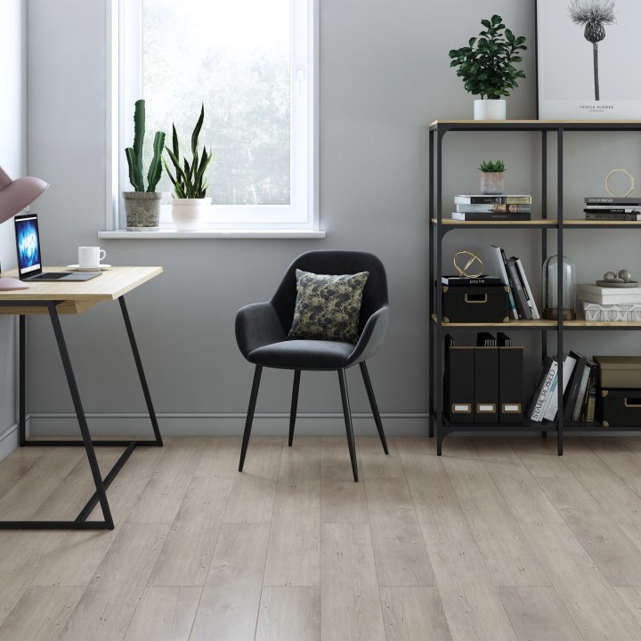 Winter Driftwood - Luxury Vinyl Click Flooring - 178mm x 1218mm - Insitu