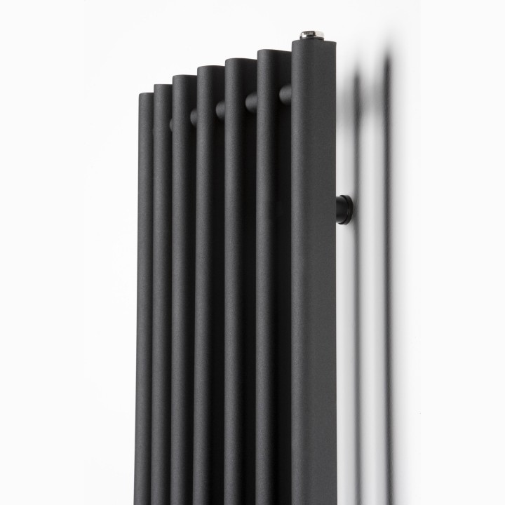 390mm (w) x 1760mm (h) "Titan" Curved Black Vertical D-Profile Designer Radiator - Close up