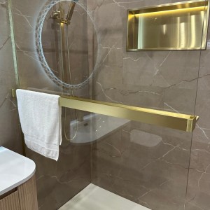 1200mm (w) Brushed Brass Wetroom Wraparound Towel Holder & Shelf (Cut to Size)