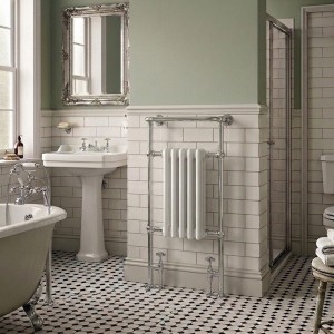 498mm (w) x 940mm (h) Henley Chrome & White Traditional Floor Standing Towel Rail Radiator