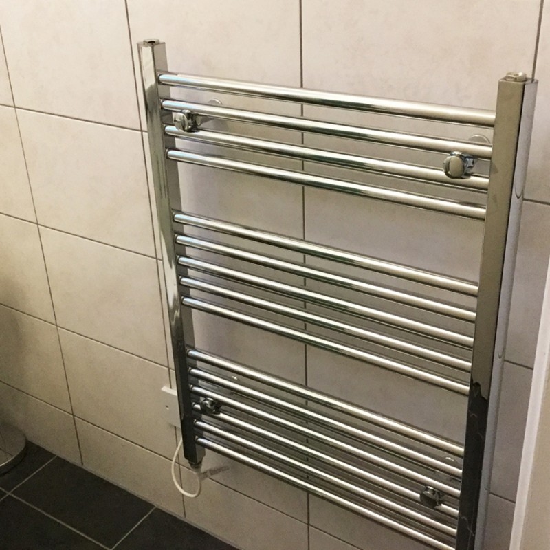 600mm (w) x 800mm (h) Electric Straight Chrome Towel Rail (Single Heat or Thermostatic Option)