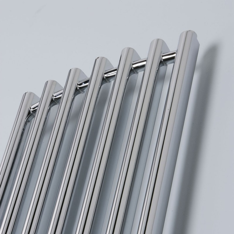 390mm (w) x 1300mm (h) "Titan" Chrome Vertical Designer Radiator - Close up