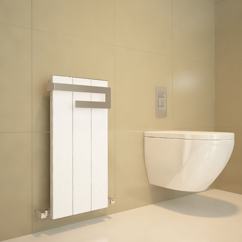 370mm (w) x 800mm (h) Carisa "Elvino Bath" White Aluminium Designer Radiator + Chrome Towel Bar
