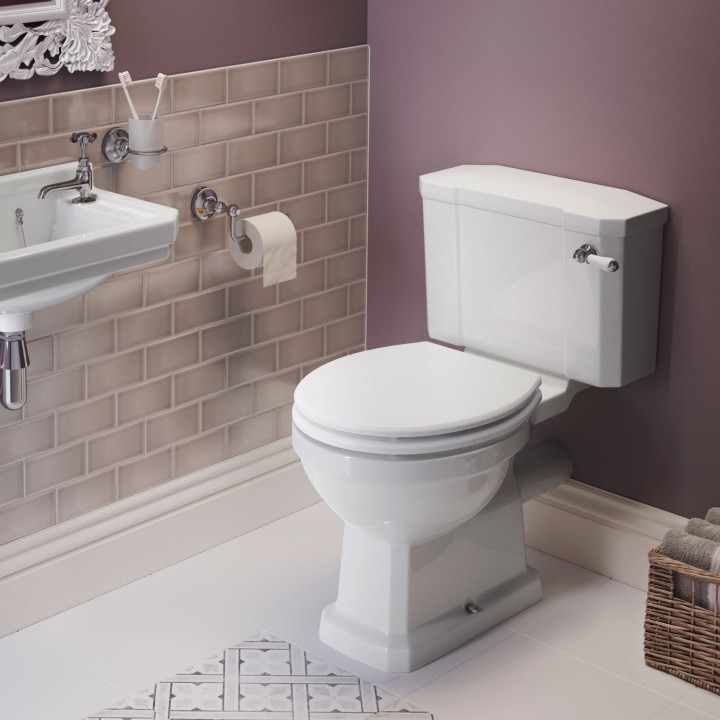 Bari Traditional Closed Coupled Open Back Toilet & Satin White Wood Effect Seat