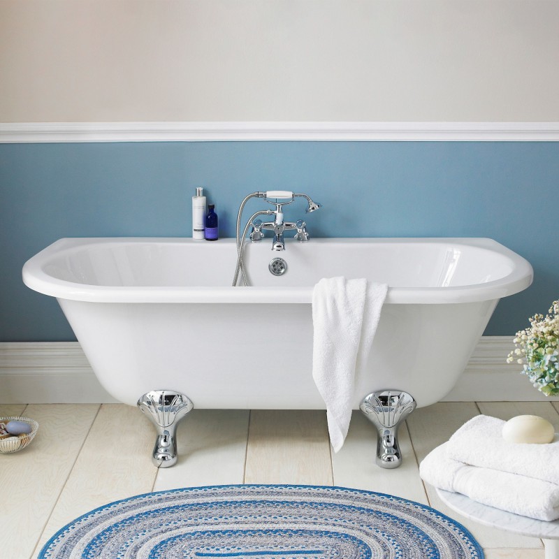 Brockley Freestanding Traditional Bath - 1700mm (L) x 745mm (W) x 650mm (D) - Deacon Leg Set - Insitu