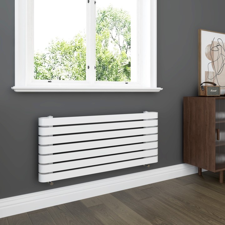 1200mm (w) x 500mm (h) Barlo White Horizontal Radiator