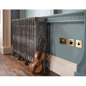 The "Alexandria" 800mm (H) Traditional Victorian Cast Iron Radiator - Antiqued Pewter