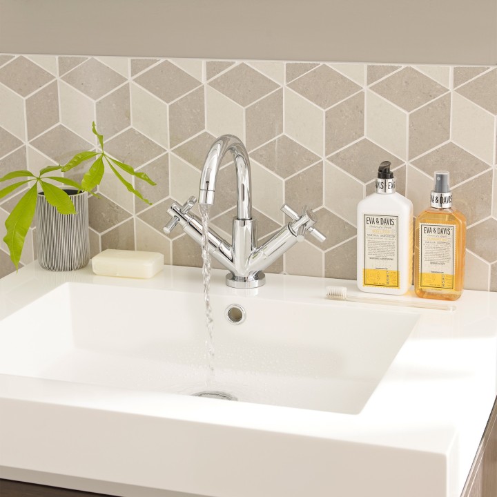 Tec Crosshead Mono Small S Spout & Waste - Insitu