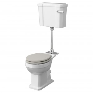 Richmond 510mm (w) x 1270mm (h) Mid Level Traditional Toilet Inc Flush Pipe Kit & Cistern (Seat Not Included)