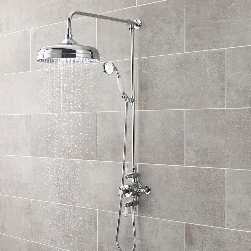 Edwardian Triple Thermostatic Shower Valve - Insitu