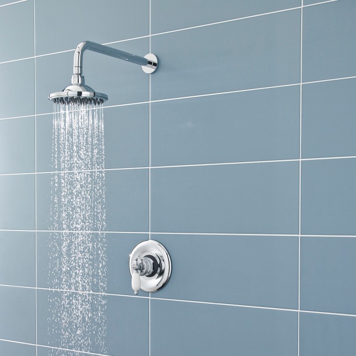 6 Inch Chrome Traditional Fixed Shower Head - Insitu
