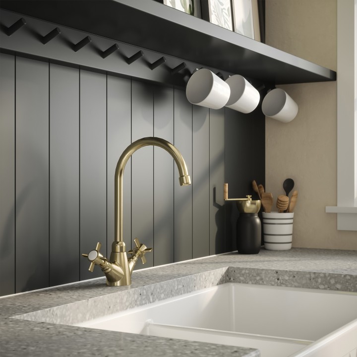 Brushed Brass Traditional Mono Crosshead Handle Sink Mixer Kitchen Tap